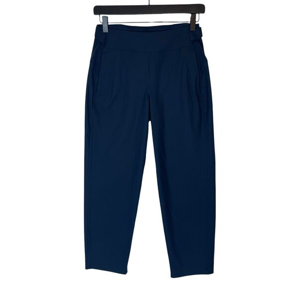 Lululemon Warpstreme Multi-Pocket Mid-Rise Golf Crop 24